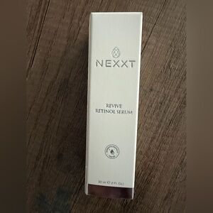 Nexx Revive Retinol Serum - Elegant White